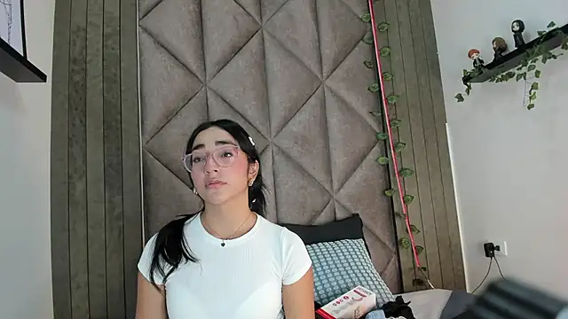 NicoletCherry   online show from 01/08/26, 07:53