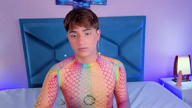 NoaDurand online show from 11/28/25, 01:00