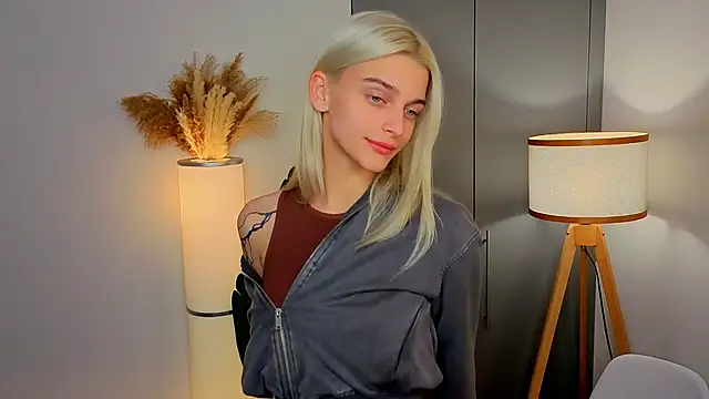 AdameShoyer online show from 11/20/25, 08:20