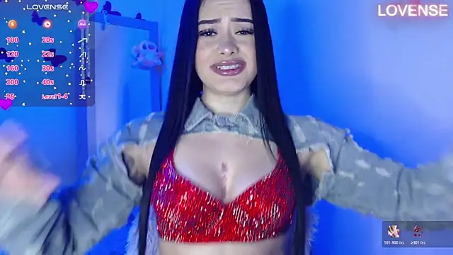 Snapshot of Seleenaa_3 chatting on 11/11/25, 10:58 Seleenaa 3 online show from 11/11/25, 10:58