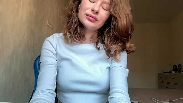 VikiraAmstrong online show from 11/08/25, 09:35