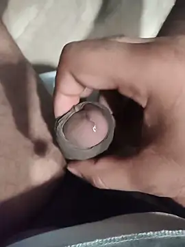 Sandar clegan online show from 11/13/25, 02:48