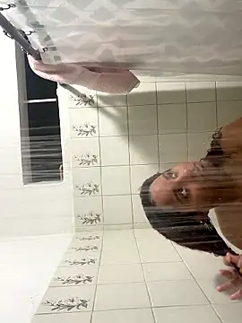 Nicolitalalinda online show from 01/10/26, 04:19