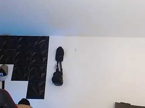 Snapshot of adam_keith chatting on 11/30/25, 02:07 adam keith online show from 11/30/25, 02:07