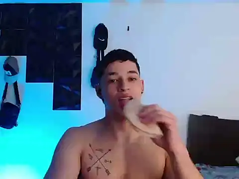 Snapshot of adam_keith chatting on 11/09/25, 11:58 adam keith online show from 11/09/25, 11:58