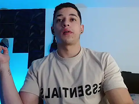 Snapshot of adam_keith chatting on 11/12/25, 01:59 adam keith online show from 11/12/25, 01:59