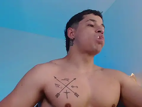 Snapshot of adam_keith chatting on 01/15/26, 02:09 adam keith online show from 01/15/26, 02:09