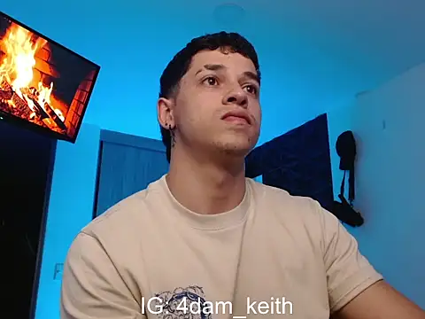 Snapshot of adam_keith chatting on 12/14/25, 01:23 adam keith online show from 12/14/25, 01:23