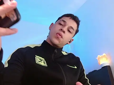 Snapshot of adam_keith chatting on 01/14/26, 12:09 adam keith online show from 01/14/26, 12:09