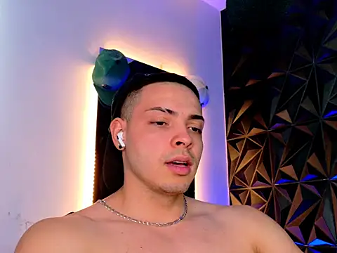 Maxwell Dupont online show from 11/13/25, 08:35