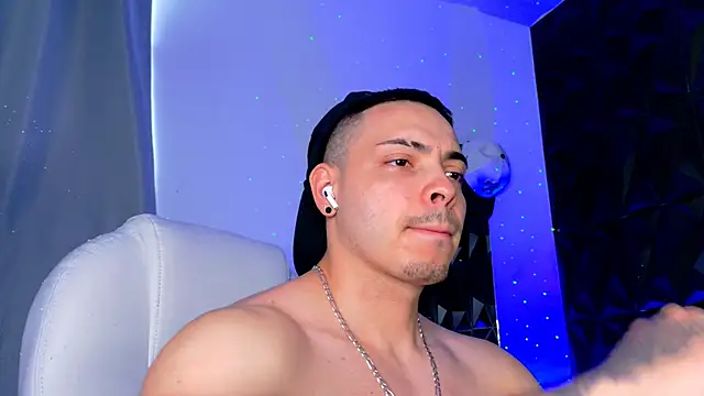 Maxwell Dupont online show from 01/10/26, 06:25