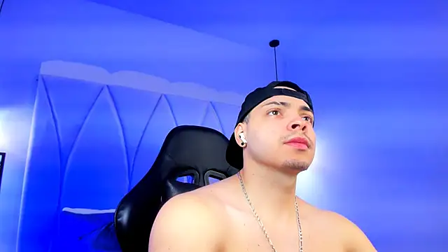 Maxwell Dupont online show from 11/29/25, 04:07