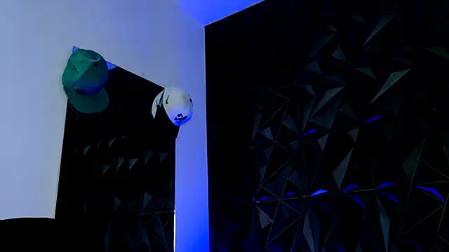 Maxwell Dupont online show from 11/20/25, 08:09