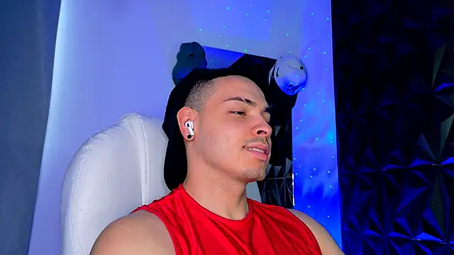 Maxwell Dupont online show from 01/12/26, 08:47