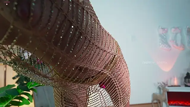 selene starkk online show from 12/20/25, 10:56