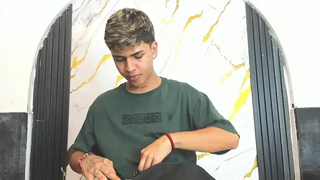 Timmy Kiing  online show from 01/10/26, 09:32