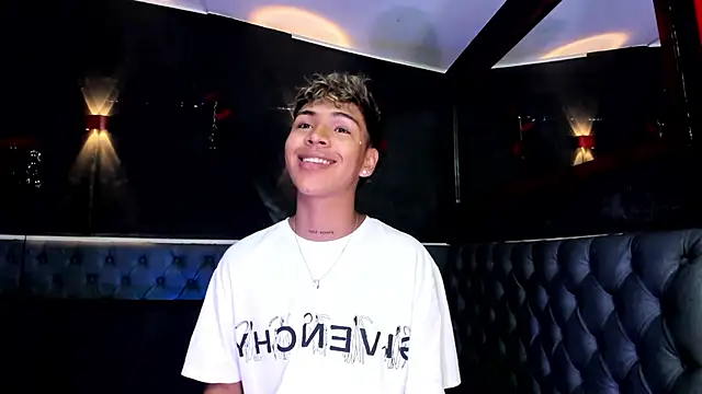 Timmy Kiing  online show from 12/23/25, 12:00