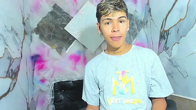 Timmy Kiing  online show from 11/27/25, 07:58