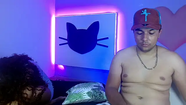 Insane couplee  online show from 11/10/25, 03:11