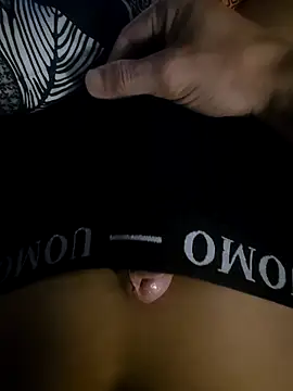 cazzoficasposati online show from 11/19/25, 09:37