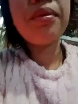 Yumiik2kk online show from 11/21/25, 12:09