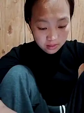 Yumiik2kk online show from 12/22/25, 01:06