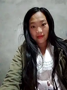 Yumiik2kk online show from 11/27/25, 11:32