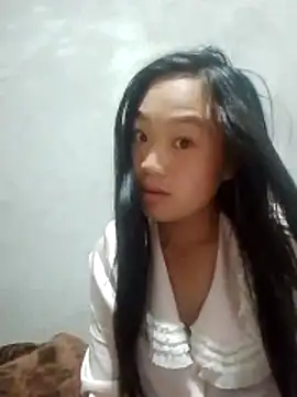 Yumiik2kk online show from 12/02/25, 08:32