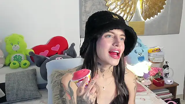 Angeline smith1 online show from 11/13/25, 07:23