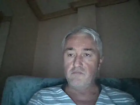 Snapshot of Cumlover5534 chatting on 04/02/26, 07:37 Cumlover5534 online show from 04/02/26, 07:37