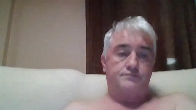 Snapshot of Cumlover5534 chatting on 10/18/25, 05:53 Cumlover5534 online show from 10/18/25, 05:53