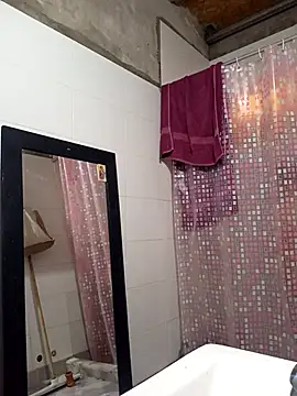 1milfemma online show from 11/14/25, 10:35