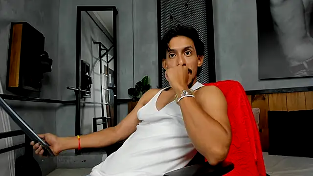 DylanRay 18 online show from 11/09/25, 07:18