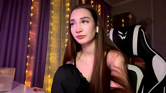 HollyPaw online show from 01/16/26, 07:29