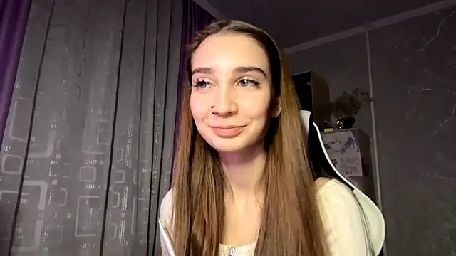 HollyPaw online show from 11/10/25, 06:35