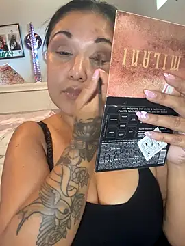 tattedlatina online show from 11/09/25, 05:17