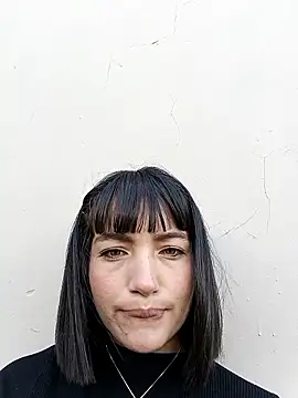 Luna juicy online show from 11/30/25, 03:24