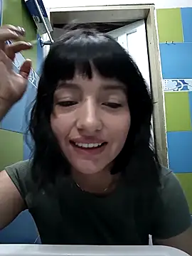 Luna juicy online show from 12/23/25, 12:33