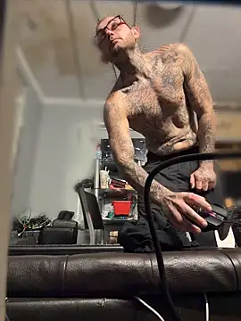 trickydickydaddy online show from 04/30/26, 05:47