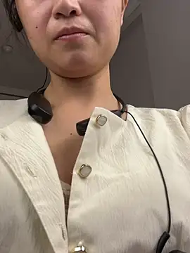 Snapshot of Fyy888888 chatting on 11/09/25, 02:04 Fyy888888 online show from 11/09/25, 02:04