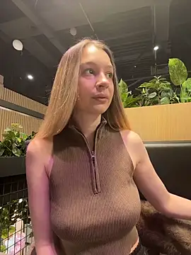 SashaCatt online show from 11/26/25, 07:52