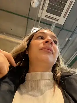 SashaCatt online show from 04/09/26, 07:58