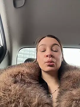 SashaCatt online show from 02/17/26, 09:06