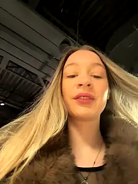 SashaCatt online show from 11/20/25, 07:20