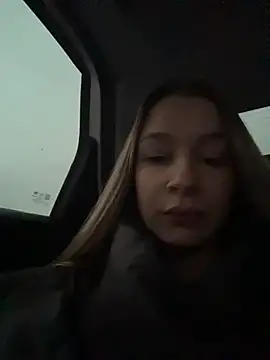 SashaCatt online show from 12/04/25, 07:07