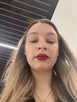 SashaCatt online show from 11/14/25, 07:45