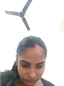 Snapshot of shifali21girl chatting on 11/23/25, 04:22 shifali21girl online show from 11/23/25, 04:22