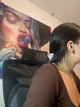 SCARLETT INK  online show from 04/18/26, 10:21