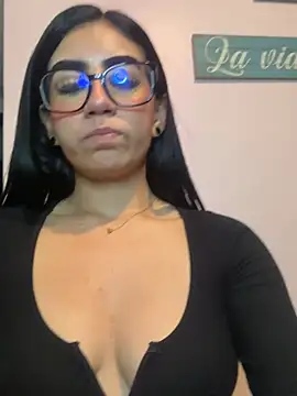 Snapshot of SCARLETT_INK_ chatting on 06/12/26, 10:24 SCARLETT INK online show from 06/12/26, 10:24