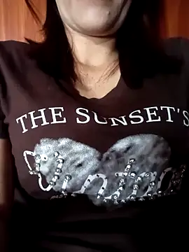 Snapshot of Hini68 chatting on 02/27/26, 02:56 Hini68 online show from 02/27/26, 02:56